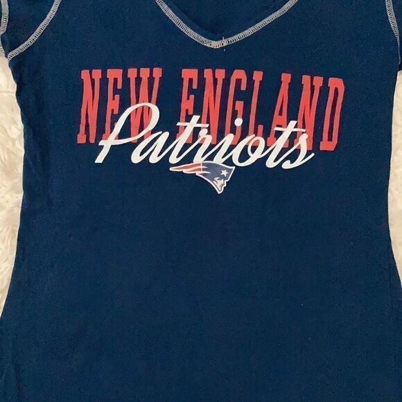 New England Patriots Tee Shirt Small - Picture 3 of 5